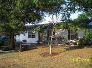 9 Berry Dr, Mascotte, FL 34753