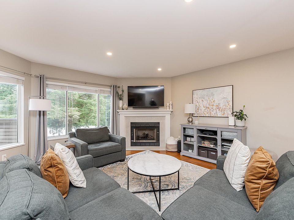 1st image of 1271 Lasalle Pl #42