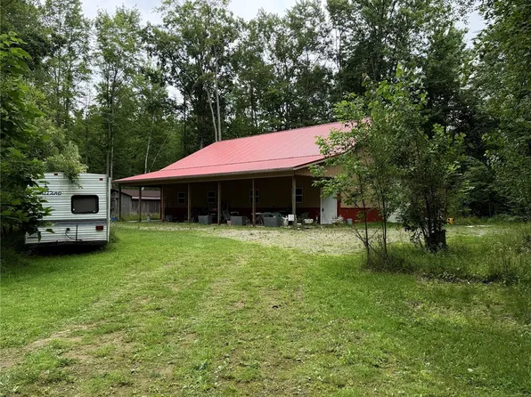 1873 Pierce Rd, Caro, MI 48723