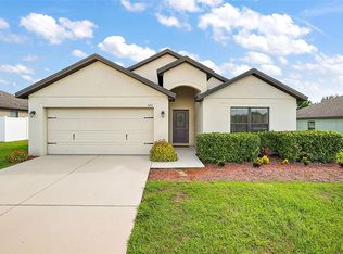 573 Antigua Ave, Tavares, FL 32778