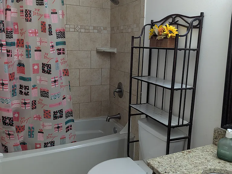 24 Georgetown Ct — Photo 7