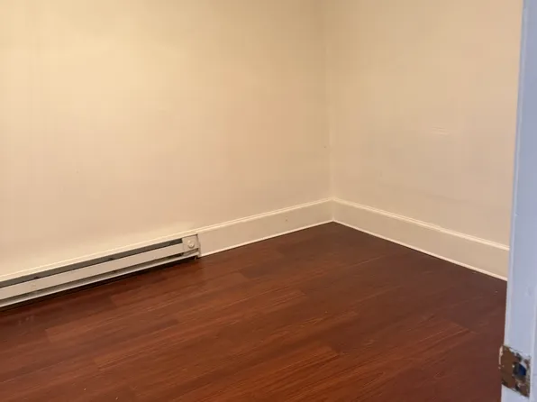 15 Warren St, Ellenville, NY 12428