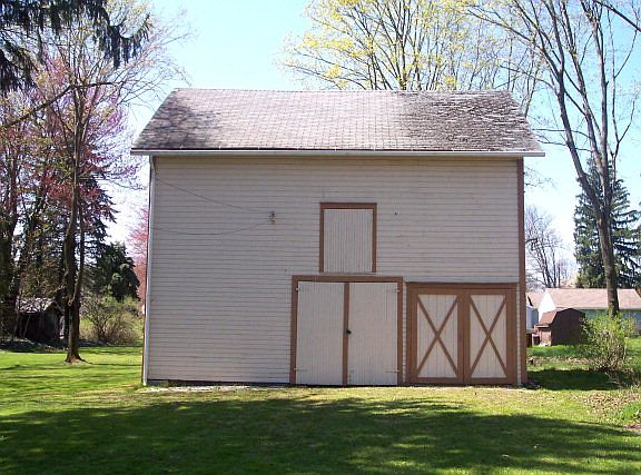 5th image of 110 Jefferson St