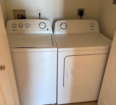 5th image of 503 Park St