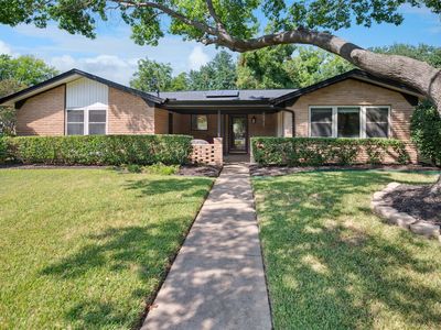1001 Livingston Dr, Hurst, TX, 76053
