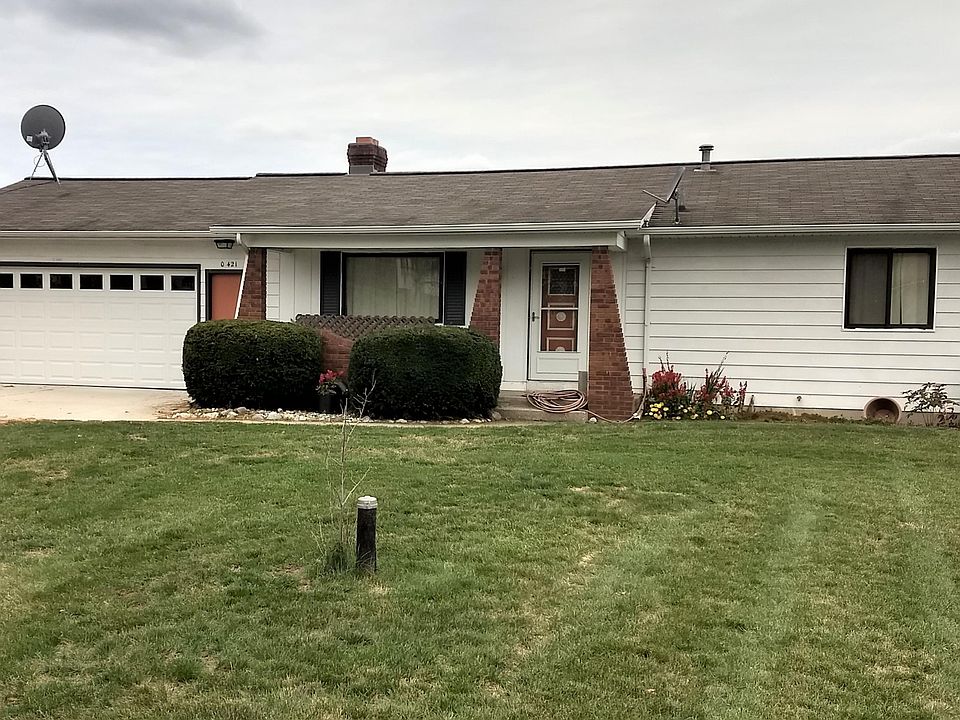 1st image of 421 Lake Michigan Dr NW