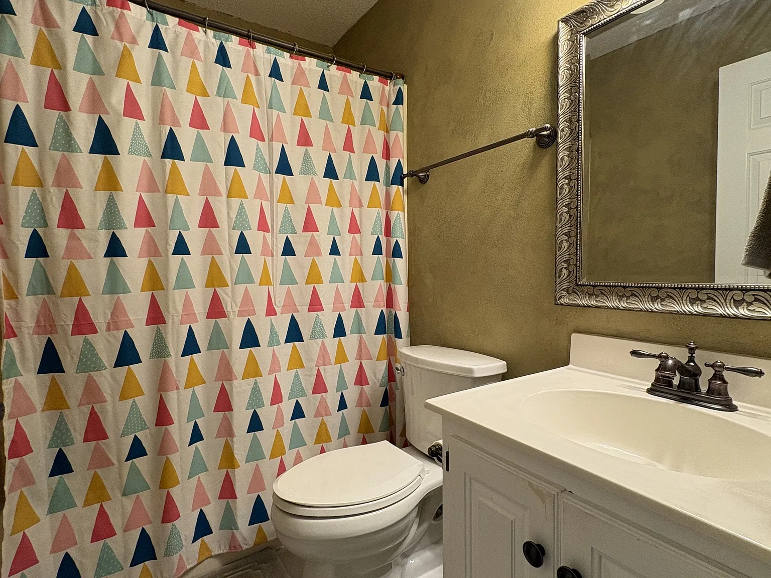 321 North Valley View Drive - 1 — Photo 2