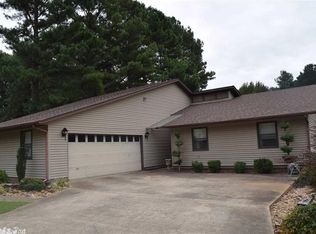 205 Club House Rd, Bald Knob, AR 72010