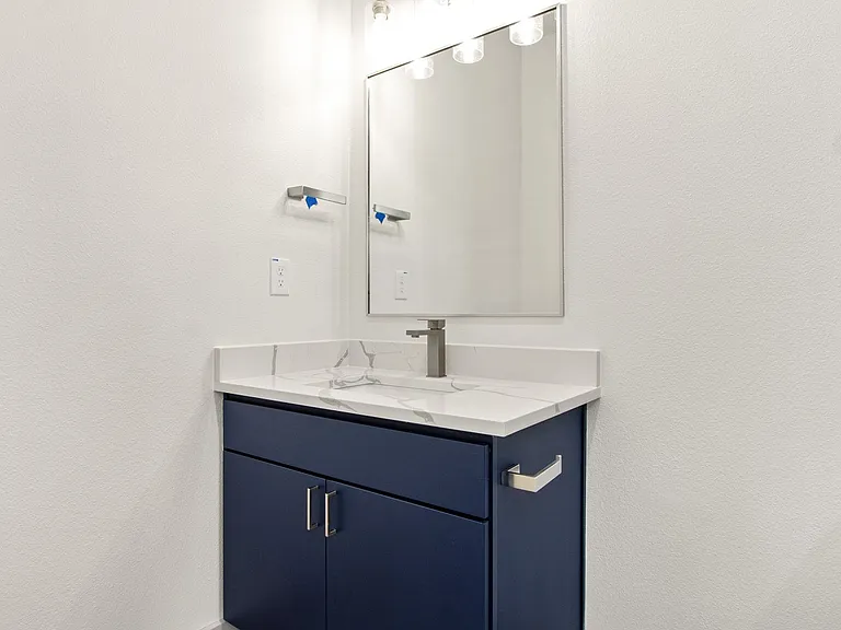 2702 Lubbock Ave — Photo 15