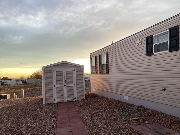3rd image of 3328 Coyote Ln #107