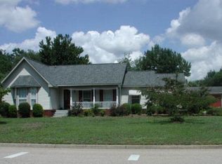 817 Wimbledon Dr, Dothan, AL 36305