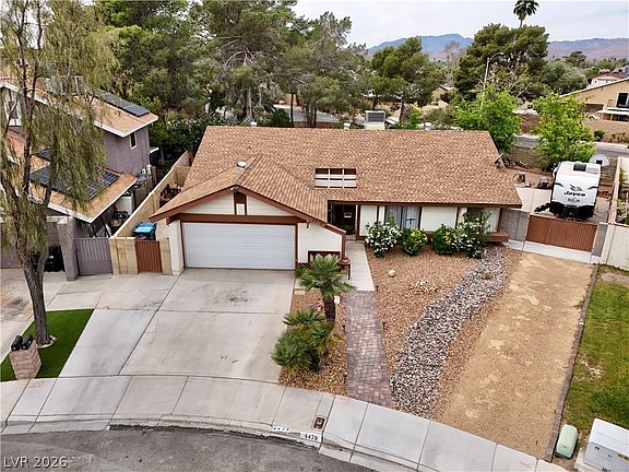 3rd image of 4479 Tennyson Dr