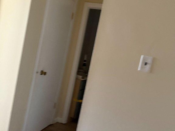 3rd image of 203 Bromley Est