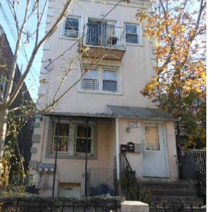 1st image of 10812 37th Dr