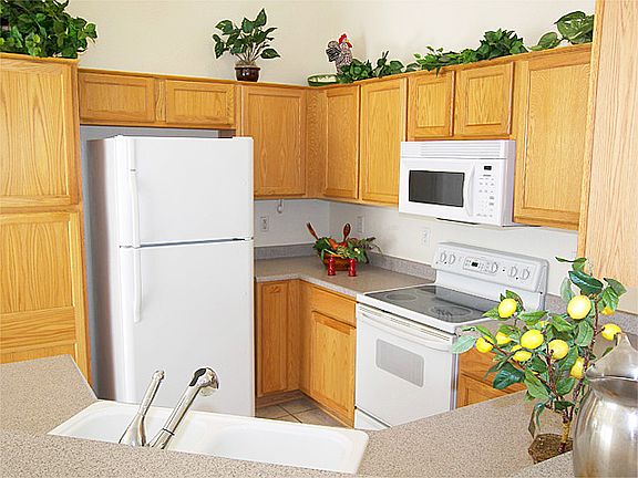 Bright, cheery kitchen