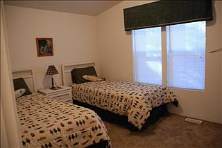 4th image of 540 Manzanita Way