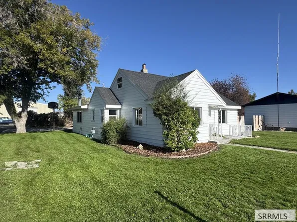 23 N Front St, Sugar City, ID 83448