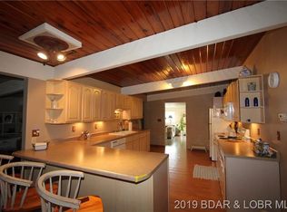 752 Owen Point Rd, Camdenton, MO 65020