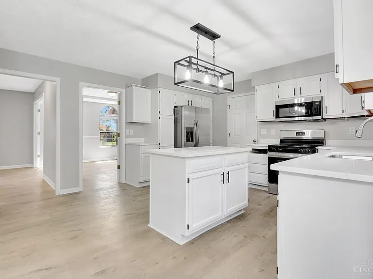 6817 Raven Ct — Photo 3