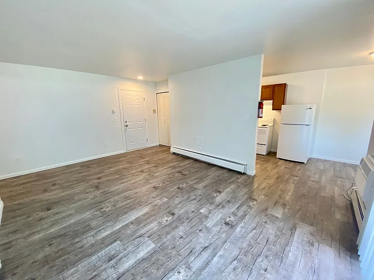 514 Emmet St — Photo 13
