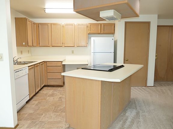 5th image of 8508 Mary Ave NW APT 301