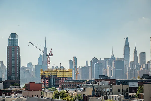 Rented by Nooklyn NYC LLC | media 44