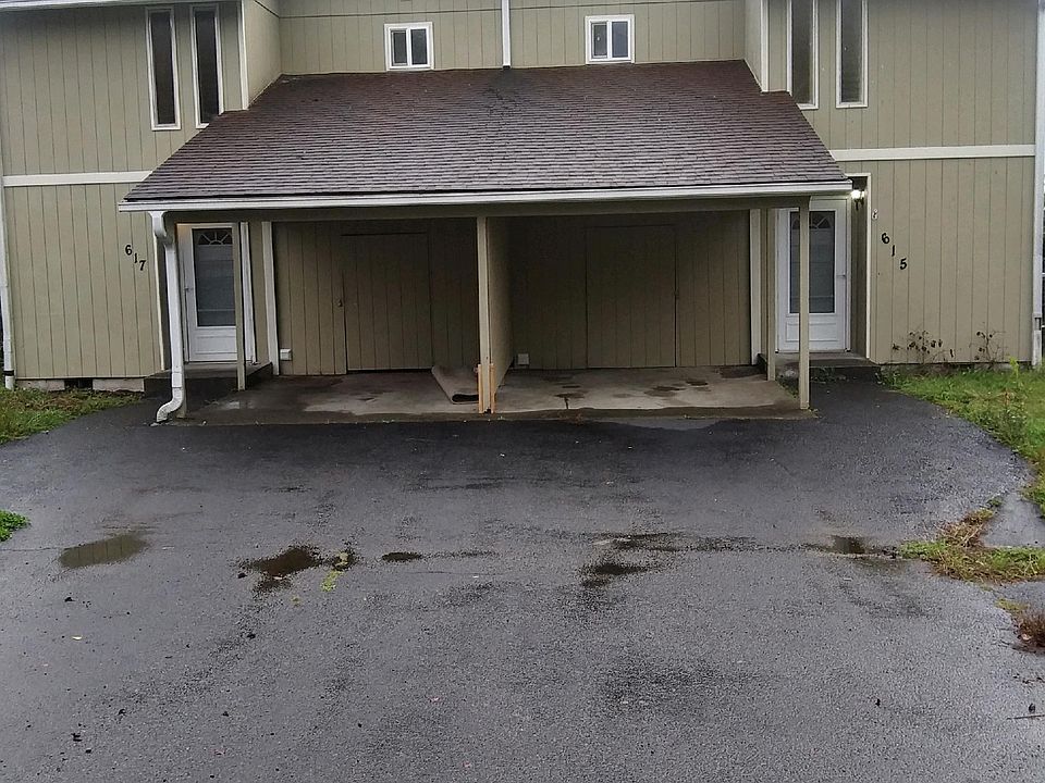 1st image of 615 S 2nd St
