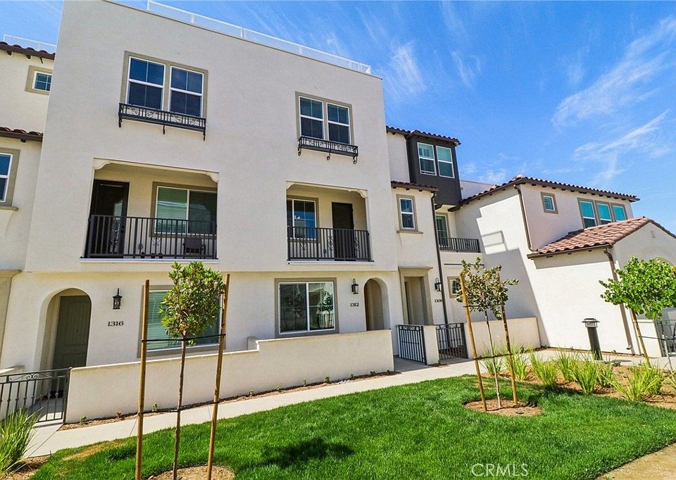 1st image of 1322 Cantada Ct