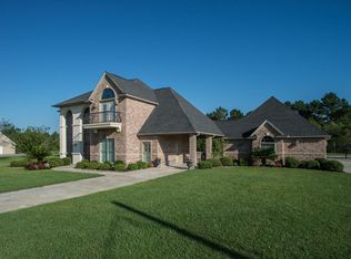 17470 Tallamar Dr, Beaumont, TX 77713