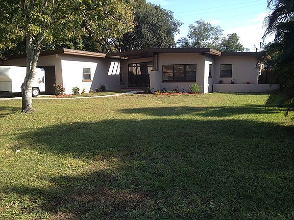 2nd image of 1229 Berwyn Rd
