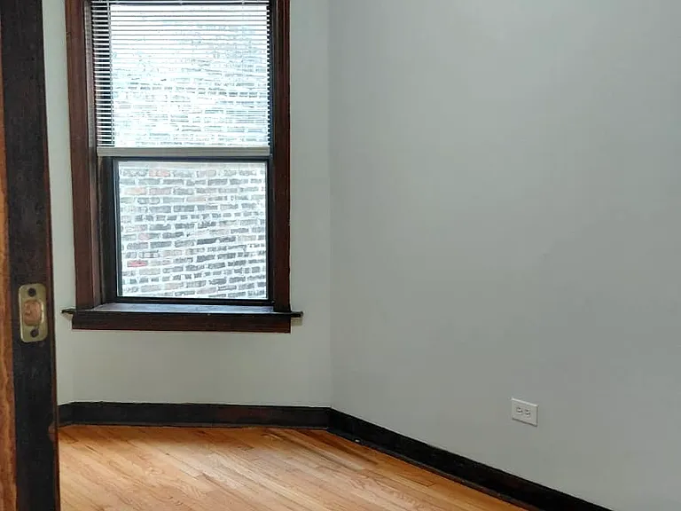 4810 W Armitage Ave #2F — Photo 8
