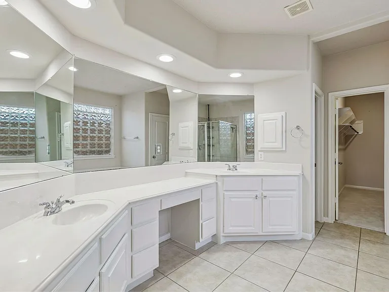 6518 Montana Ridge Ct — Photo 10
