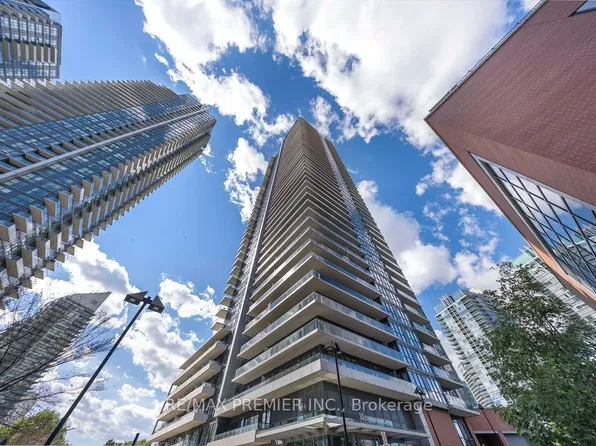 10 Park Lawn Rd #1807, Toronto, ON M8V 0H9