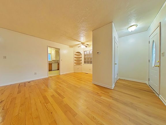 2nd image of 2855 & 2859 NW Lincoln Ave