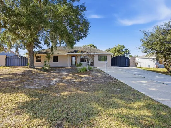 1114 Hickory Rd, Ocala, FL 34472