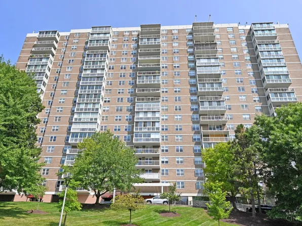 2444 Madison Rd Unit 204, Cincinnati, OH 45208