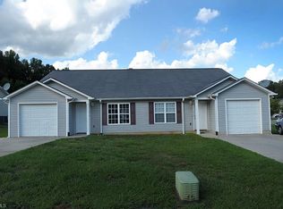 1016/1010 Cedar Village Trl, Salisbury, NC 28147