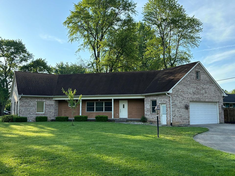 ranch style home