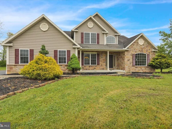 21 Jennifer Dr, Bernville, PA 19506