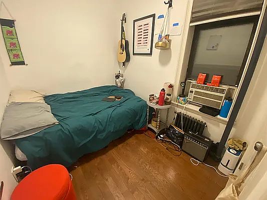 5th image of 118 W 3rd St APT 4D
