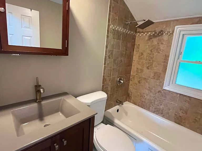 452 Black Rock Ave — Photo 11