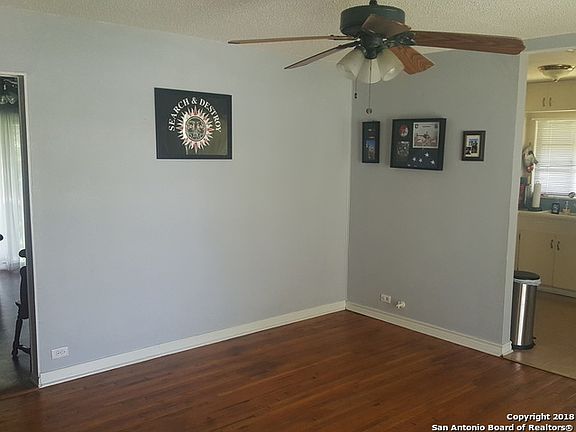 4th image of 214 Mackey Dr