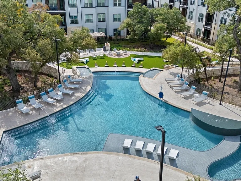 The Evergrove at Crystal Village — Photo 7