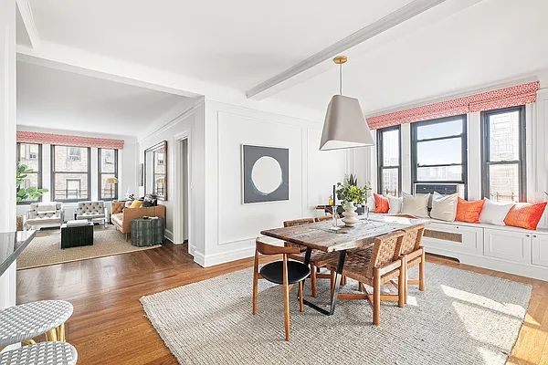 Sold by Compass | media 6