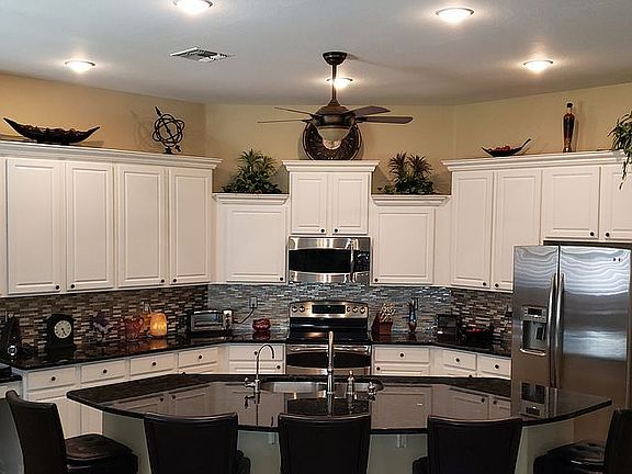 5th image of 2982 E Canyon Creek Dr