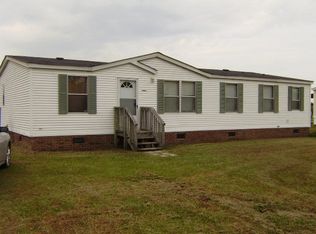1476 Peter Grant Rd, Snow Hill, NC 28580