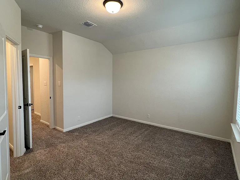 7610 Gramercy Way #101 — Photo 31