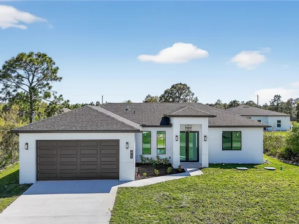 2711 39th St W, Lehigh Acres, FL 33971