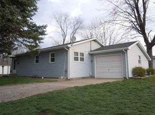 618 Denver Ave, Lincoln, IL 62656