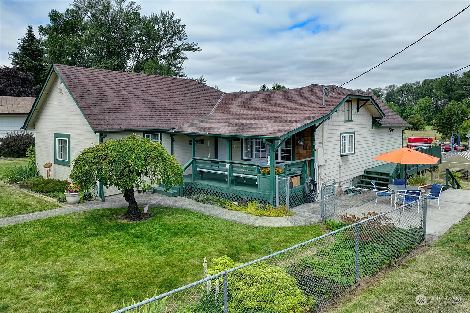 14401 80th Street E photo 1